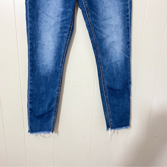 Lucky Brand Jeans Women’s Bridgette Skinny Size 4/27 - Picture 2 of 12